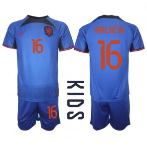 Holland Tyrell Malacia #16 Udebanesæt Børn VM 2022 Kort ærmer (+ korte bukser)